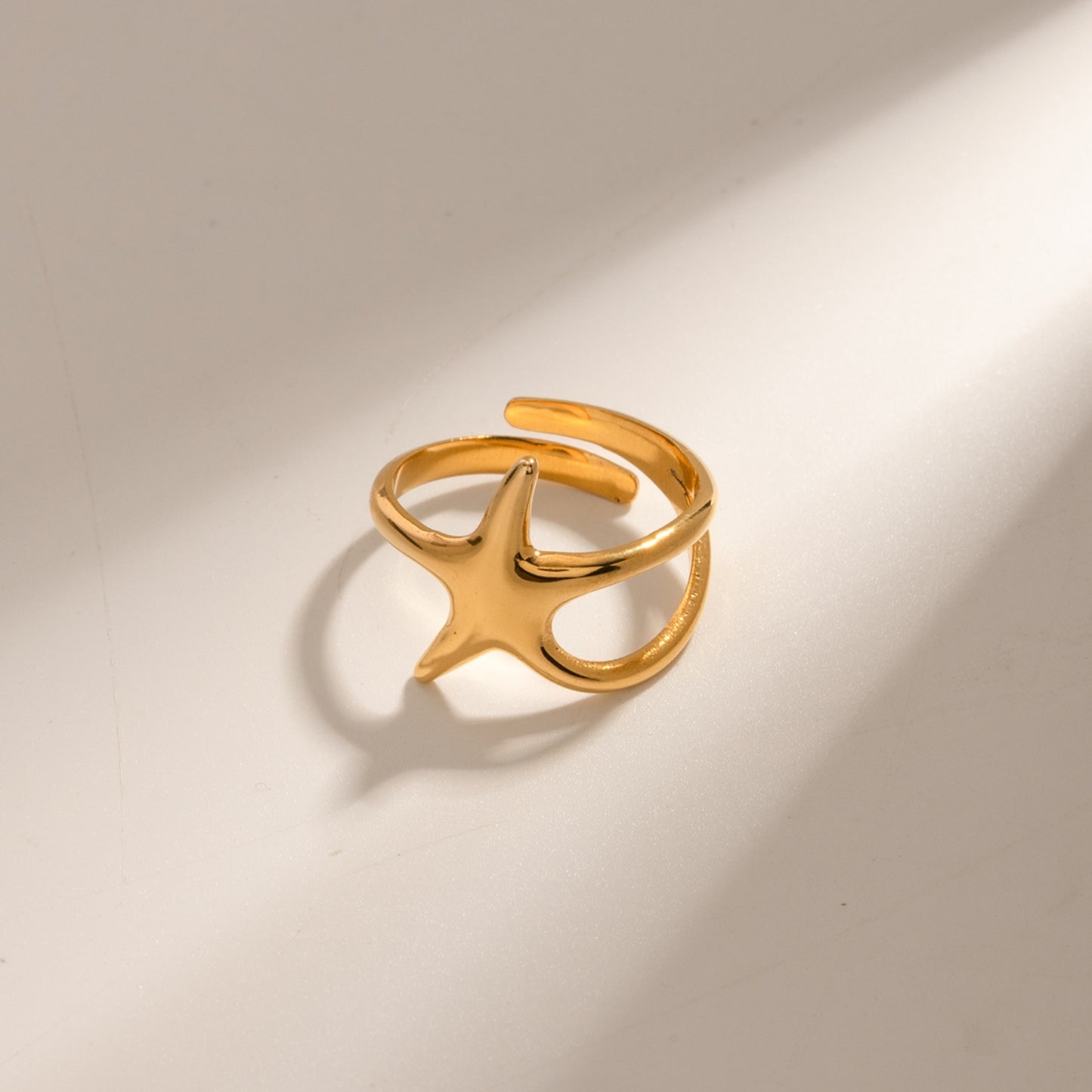 ASTERI Star Ring